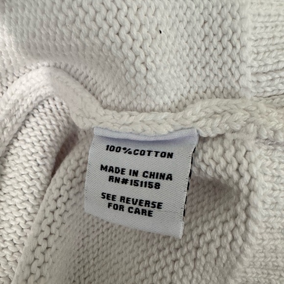 525 America Off-the-Shoulder White Frayed Hem Sweater XS & L NWT - Picture 7 of 10